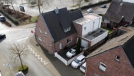 Luftaufnahme - Freistehendes Einfamilienhaus in zentraler Lage
